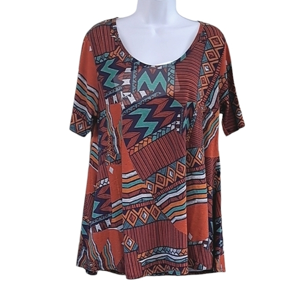 Lularoe Classic T Shirt Short Sleeve Aztec Print Size Large - Picture 1 of 6